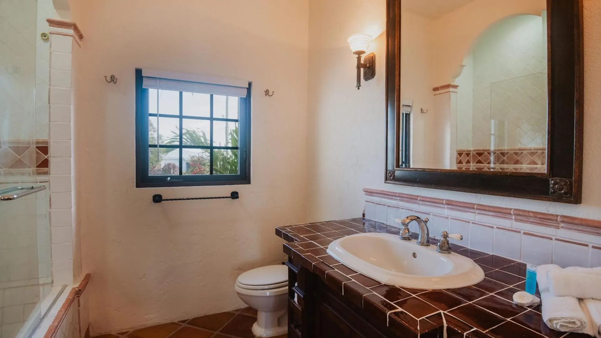 Harbour Beach Villa - Large Dock & Great Views! Marsh Harbour 0*,