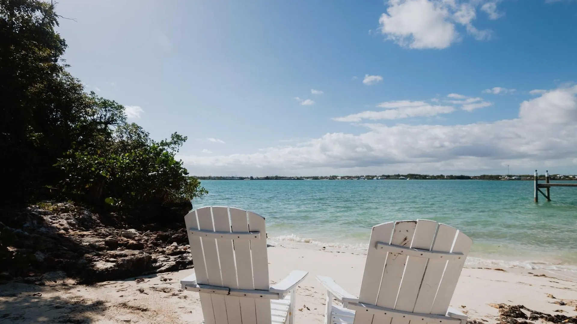 Harbour Beach Villa - Large Dock & Great Views! Marsh Harbour