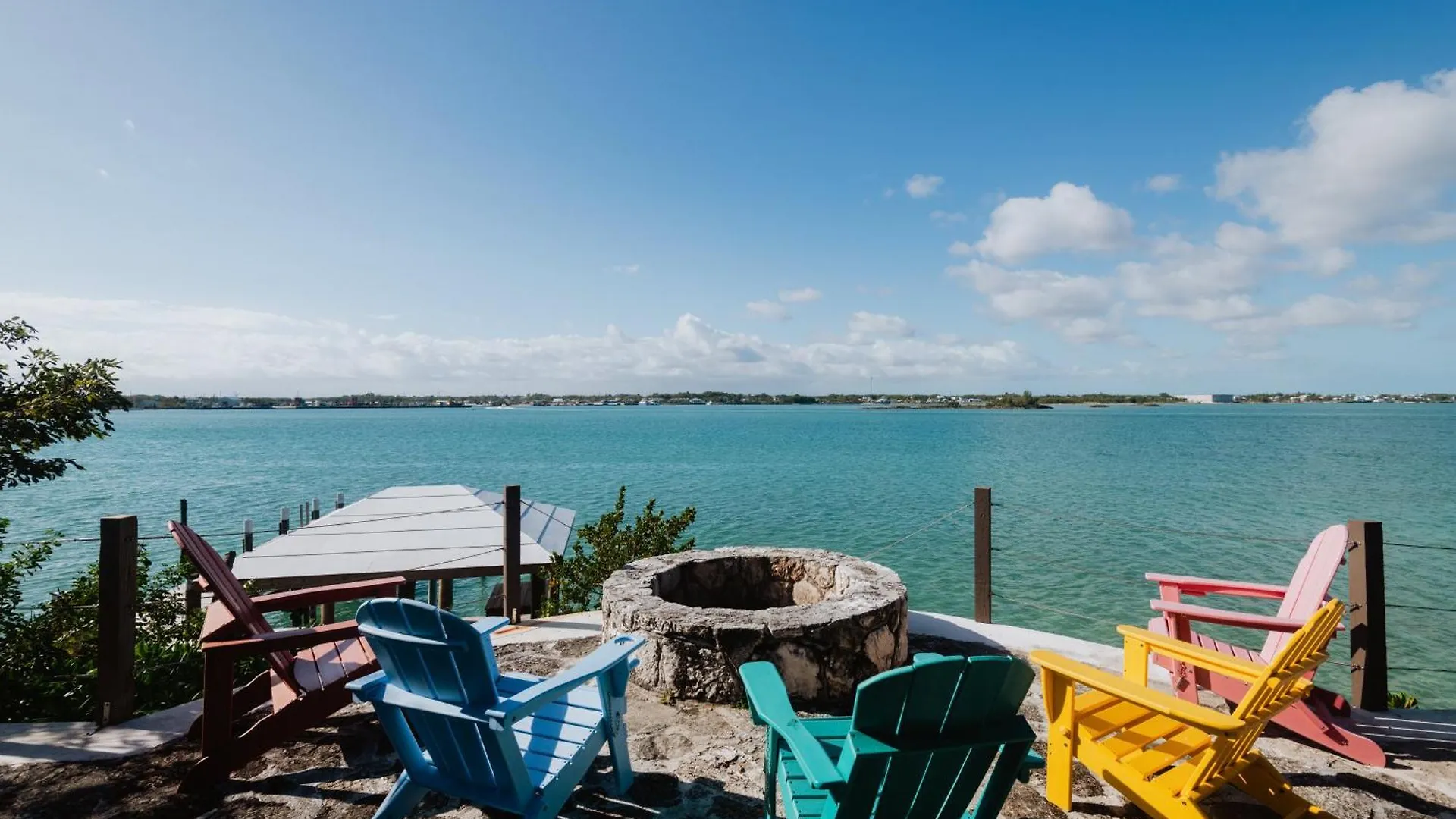 Harbour Beach Villa - Large Dock & Great Views! Marsh Harbour